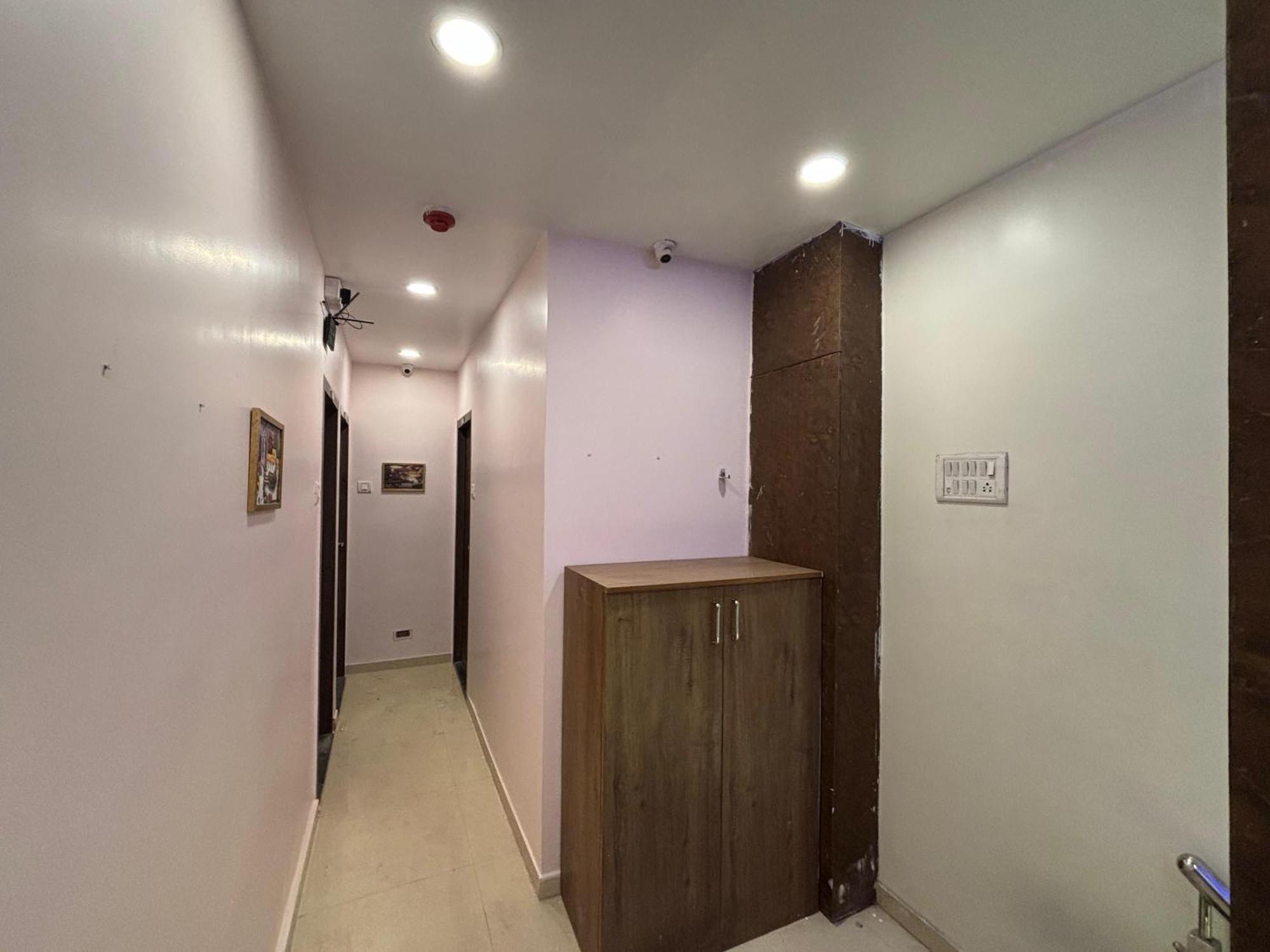 Tavakkal Near International Airport Hotel Mumbai