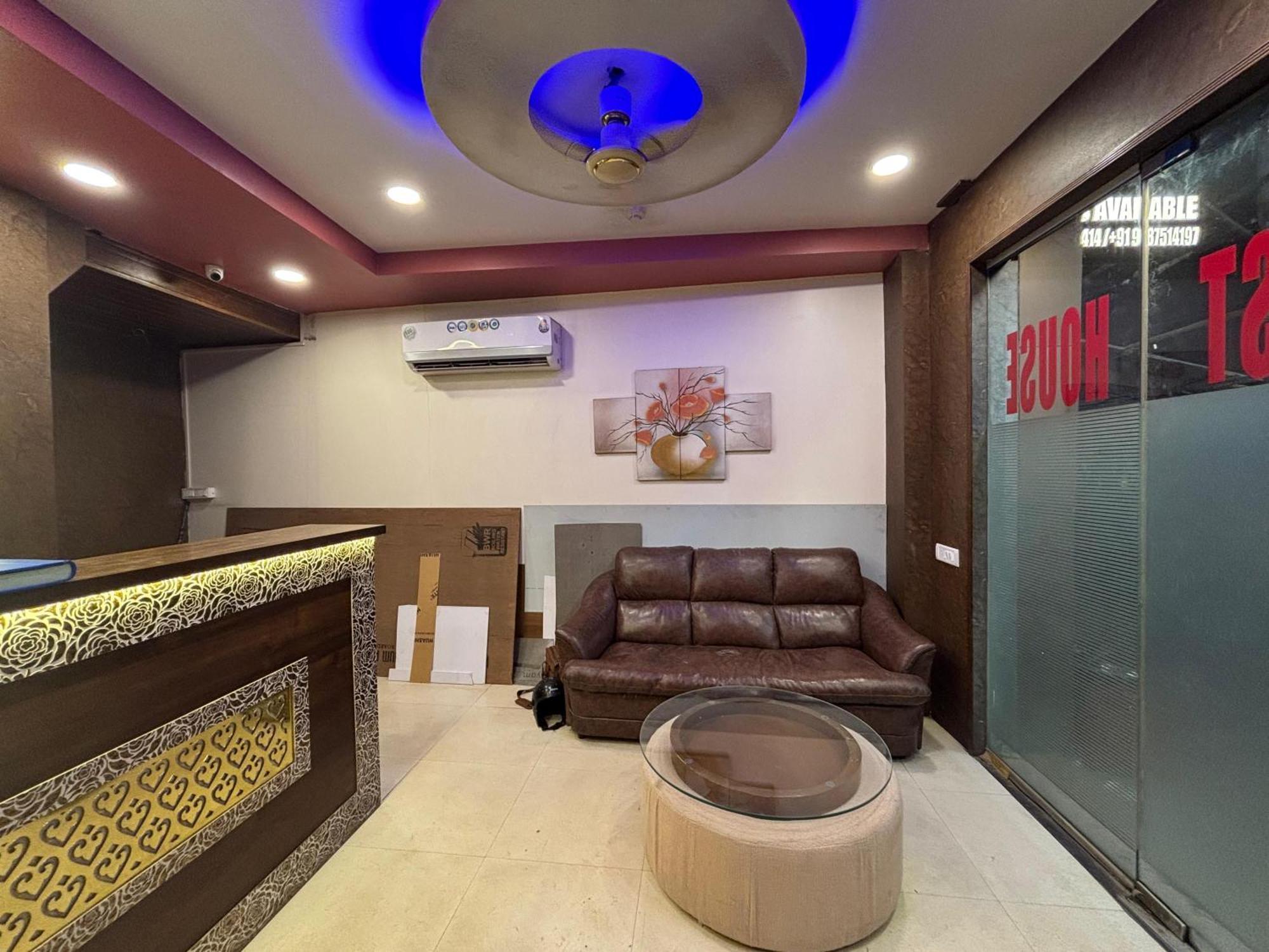 Hotel Tavakkal Near International Airport 2*
