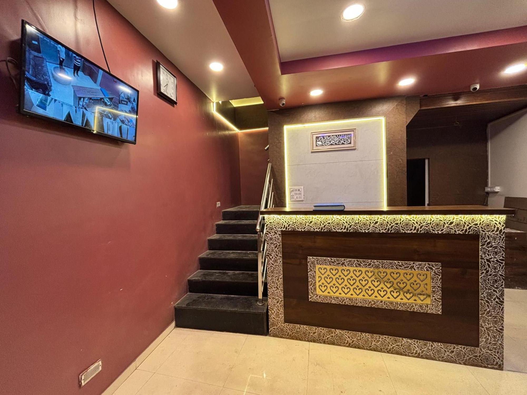 Tavakkal Near International Airport 2* Bombaj